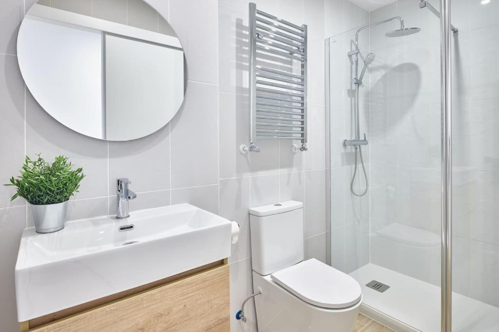 New.Apto-Ponzano. Luxe & Spacious 4Rooms 3Bathroom Madrid Buitenkant foto